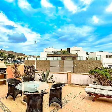Townhouse Del Duque 4del10