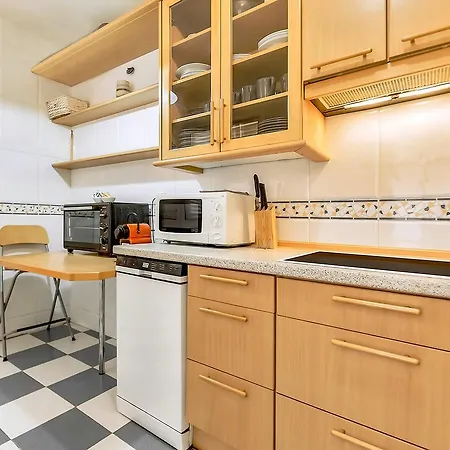 Townhouse Del Duque 4del10 阿德耶