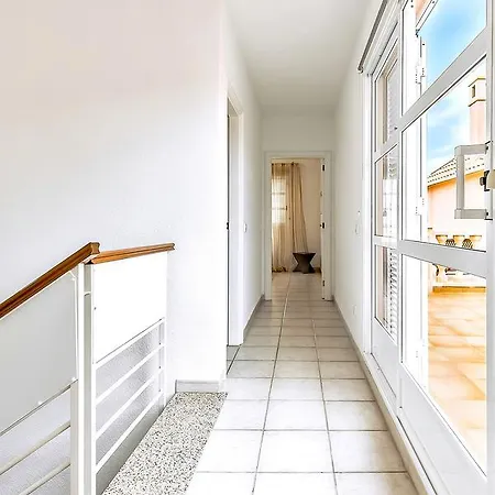 Townhouse Del Duque 4del10